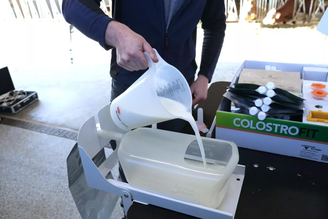 ColostroMAT und ColostroMAX von Förster-Technik – Schonende Erwärmung von Biestmilch für die optimale Versorgung neugeborener Kälber mit Antikörpern.